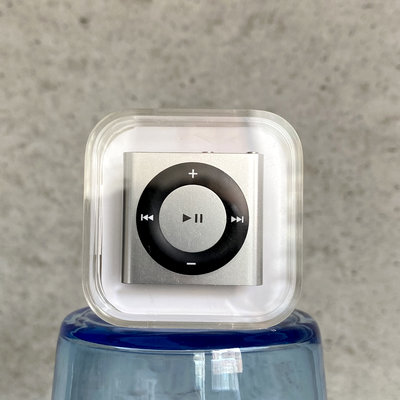 平常小姐┋2手┋蘋果【Apple原廠】iPod shuffle 銀色 A1373 MP3隨身聽