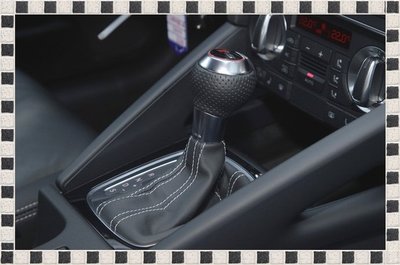 ╭瑞比╮現貨 Audi德國原廠 RS3 A3 RS排檔頭+白線皮套 排檔頭 A3 8P Sportback Coupe-