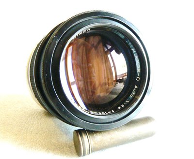 【悠悠山河】*收藏級* 水晶光學玻璃--Nikon Nikkor-Q 135mm F2.8 auto non ai 鏡片完美透亮 無霉無霧無塵無垢