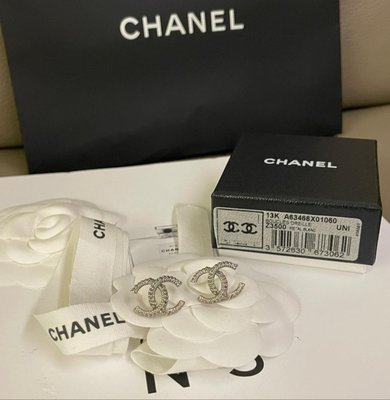 ⭐它處已售出⭐全新專櫃正品 Chanel A63468 香奈兒 麻花麻繩編織CC造型 針式耳環(銀)