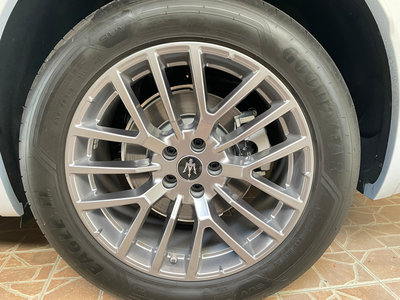 瑪莎拉蒂 Maserati Grecale (2024)原廠19吋前後配鋁圈一組四個+四顆輪胎