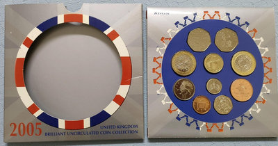 英國2005年精裝套幣 含兩枚2鎊紀念幣 一枚大橋1鎊紀念幣【店主收藏】21464