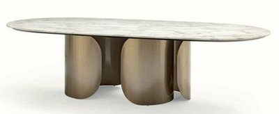 Hodern frato-訂製餐桌，小雕刻白石材＋彎弧鍍鈦金屬底座