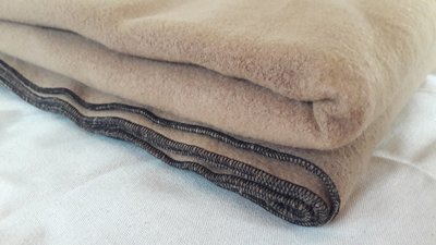 瑜伽毯 混羊毛毯  很厚實 舒適柔軟