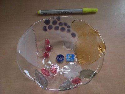 102股東會紀念品 ~ SOGA彩色缽 日本製 造型水果盤/玻璃盤