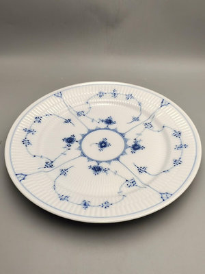 #盤子日本回流精品瓷器8寸盤子，丹麥皇家哥本哈根Royal