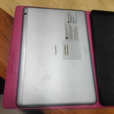 鳳山HUAWEI MediaPad T3 9.6吋 2G/16GB LTE 銀付皮套 可通話平板《二手 中古