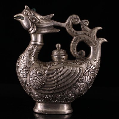 特賣-珍藏老純手工打造純銅鎏銀鑲嵌寶石鳳凰酒壺品相完好    造型獨 重1063克   高19厘米  寬1