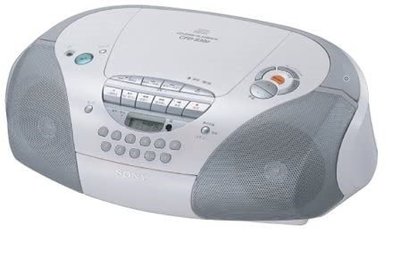 sony 手提音響 CD/MP3  TAPE AM/FM廣播 收音機（ CFD-S300 W ）