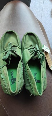 全新的未穿Sanuk 綠色 帆布鞋11號