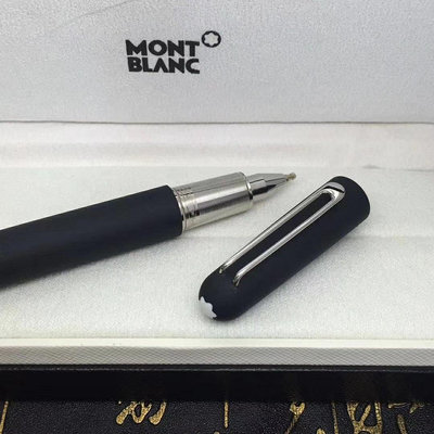 萬寶龍簽字筆 大M系列的筆蓋是磁吸自動閉合 磨砂款黑色銀夾  原子筆 送禮佳品  附原廠盒子 說明書