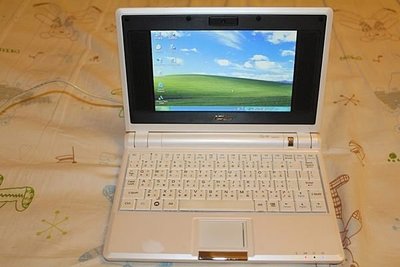 【強強2店】 華碩 ASUS Eee PC 4G Surf XP  7吋筆記型電腦 小筆電