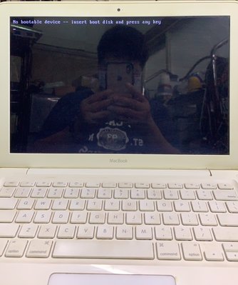 【尚典3C】APPLE MacBook IC: 4324A-BRCM1047 TM 蘋果筆電 2009年 二手