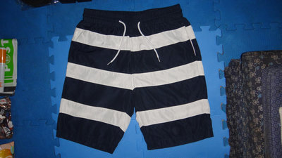 ~保證真品全新的男款 NAVY CO. 藍白條紋色海灘褲S號~便宜起標無底價標多少賣多少