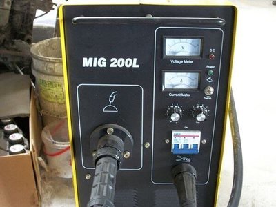 CO2電焊機/CO2氣體保護焊機/汽車板金用CO2焊機/MIG焊機/MIG 200L/汽車板金用CO2焊機200