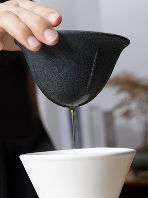 koonan蛋糕濾杯咖啡濾杯陶瓷濾芯免濾紙過濾杯專業手沖咖啡萃取杯-萬物起源