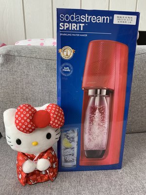 【Sodastream】時尚風自動扣瓶氣泡水機Spirit (紅)/現貨