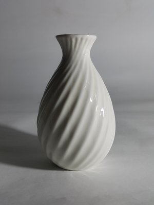 [銀九藝] 陶瓷 書桌 辦公桌 白色小花瓶