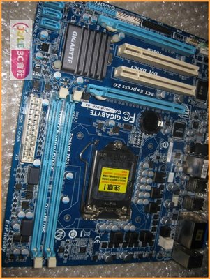 JULE 3C會社-技嘉 GA-H61M-D2P-B3 H61/DDR3/良品/全固態/雙PCI-E/1155 主機板