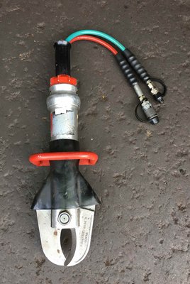 德國LUKAS 油壓破壞剪 油壓工具 適用剪電線、剪光纖、消防隊救難用---(A)