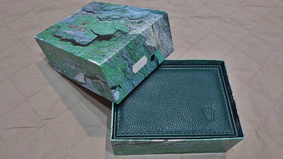 ROLEX 勞力士 14060 原裝錶盒 含內外盒 錶枕 枕布 盒標 約20多年的原裝盒 實物拍攝