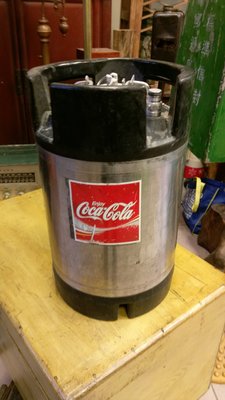 @阿布的店@老可樂桶(小)-1996年-韓國製-可改成噴漆桶-泡沬桶-內部乾淨.