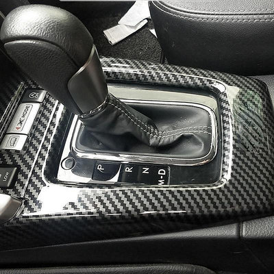 【熱賣精選】汽車換檔旋鈕面板裝飾貼 改裝防刮保護飾板 適用於Subaru Forester 1318