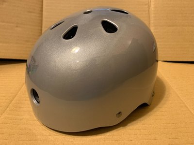 直排輪/腳踏車安全帽 L 號  (56cm-60cm)