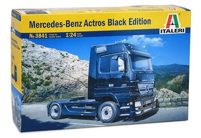 ITALERI 1/24 MERCEDES-BENZ ACTROS BLACK EDITION 拖車頭 (3841)