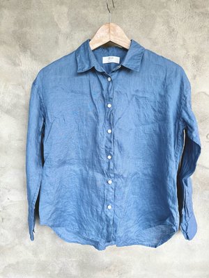 Uniqlo亞麻藍襯衫
