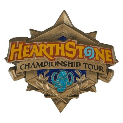 【丹】暴雪商城_Hearthstone Championship Tour Pin 爐石戰記 世界冠軍 徽章 別針