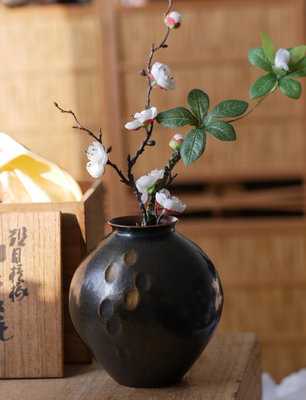 玉川堂大錘目，日本 玉川堂 純手工一張打 銅花瓶，兩種花紋捶