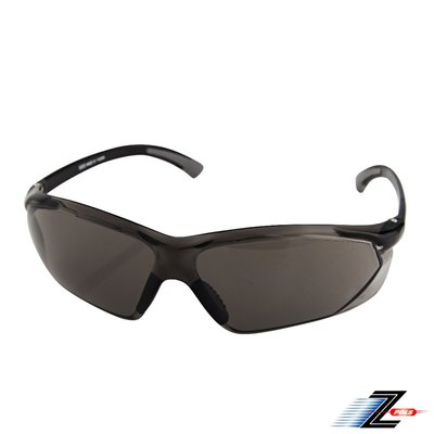 【Z-POLS】帥氣設計質感黑一片式PC強化材質 抗UV400款運動太陽眼鏡(一體成形鏡面舒適好戴)