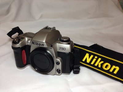 8成5新....很少用NIKON單眼相機F80〈無電池、鏡頭〉誠可議