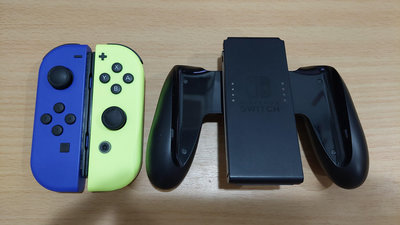(兩件免運費)二手 NS Switch Joy-Con 黃藍色 左右手控制器 左右手+原廠握把 直購價1380