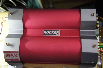 典藏車用專區"ROCKER"美製知名品牌進口擴大機2聲道400W/美国製造