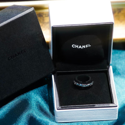 Chanel香奈兒 白金窄版cococrush菱格紋戒指，指