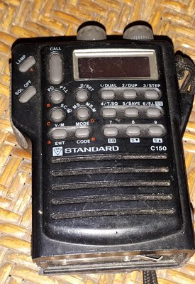 故障機--STANDARD_C150無線對講機2支