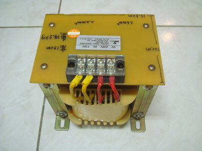 變壓器  110V,220V 傳統變壓器 1.5KVA  保證 是 銅線