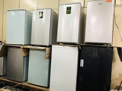 高屏家電維修廠 中古二手 小冰箱 大同72公升自取價3300元