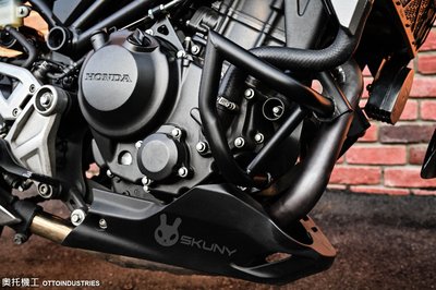 【R.S MOTO】HONDA CB300R 流線型 引擎保桿 引擎保護 SKUNY