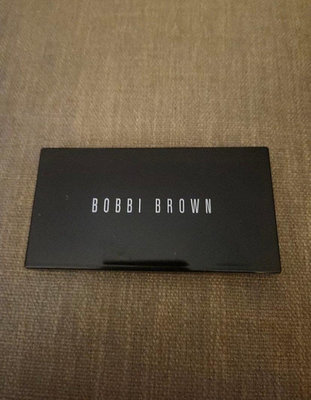 BOBBI BROWN眼影含眼影盒