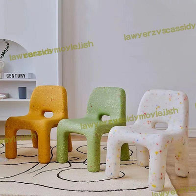 現貨：好康北歐環保塑料兒童椅 ins網紅幼兒園寶寶桌椅設計師靠背戶外小板凳