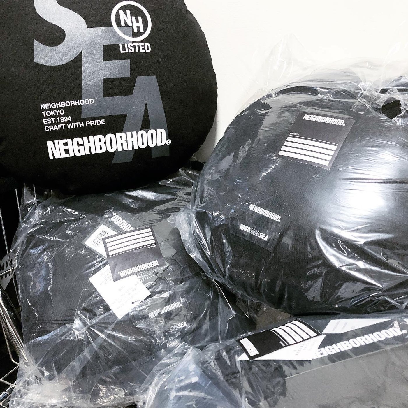 希望商店】NEIGHBORHOOD NHWDS / C-CUSHION 21SS 聯名抱枕家飾| Yahoo