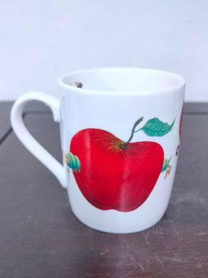 早期萊爾富活動"換個角度看生活"幾米陶瓷馬克杯-蘋果(A1418)