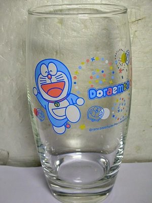 L.(企業寶寶玩偶娃娃)全新哆啦A夢(Doraemon)造型400cc玻璃杯(水杯)!--提供給需要的人!