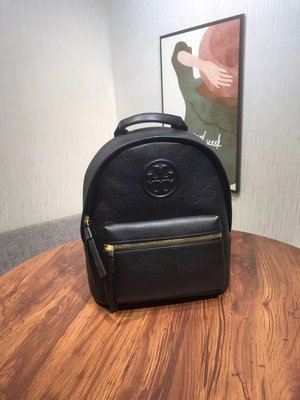 NaNa代購 Tory Burch TB 723 新款素面牛皮女士雙肩包 手感柔軟細膩 雙肩背包 百搭後背包 附購證