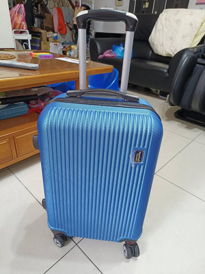 【銓芳家具】American Traveler 20吋 ABS超輕量晶鑽抗刮行李箱 20吋旅行箱 登機箱 商務箱 拉桿箱