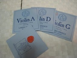 no.20【~雅各樂器~】 丹麥 淺藍 Larsen violin string小提琴弦 音色優美 經典特色