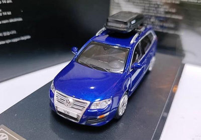 汽車模型 車模 收藏模型1/64 大眾帕薩特合金瓦罐旅行車模型 VW Passat R36 Avant 藍
